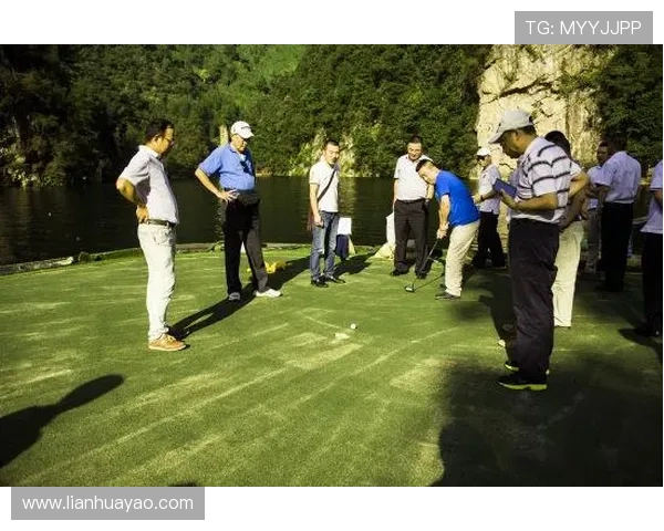 突破极限 挑战高尔夫世界纪录 揭开竞技与耐力的巅峰对决